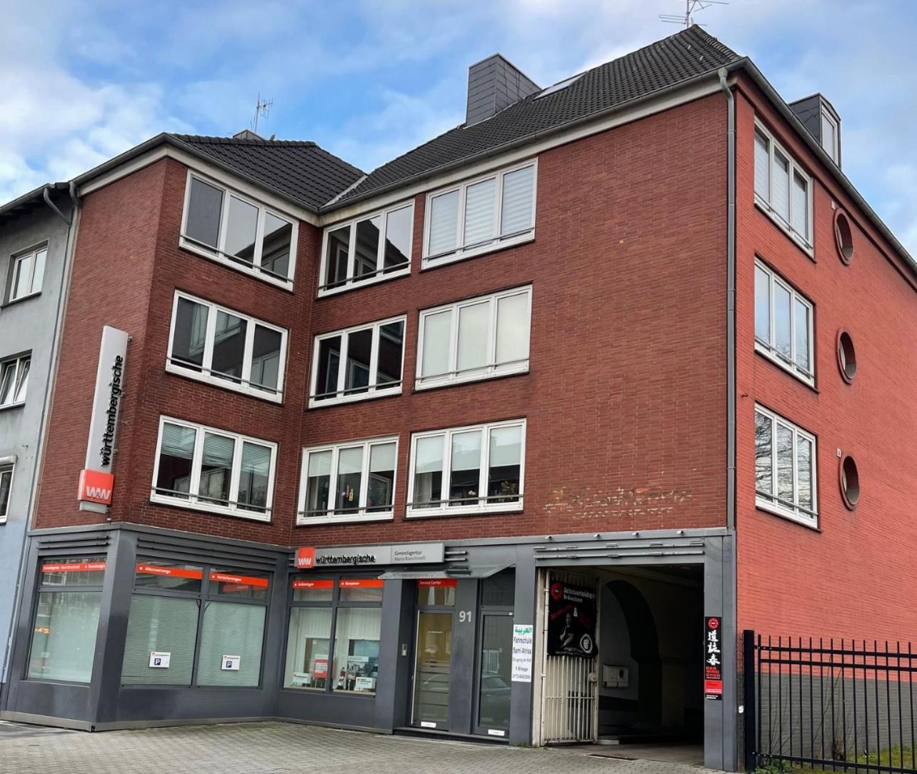 Haus Am Bahnhof Lejlighed Duisburg Eksteriør billede